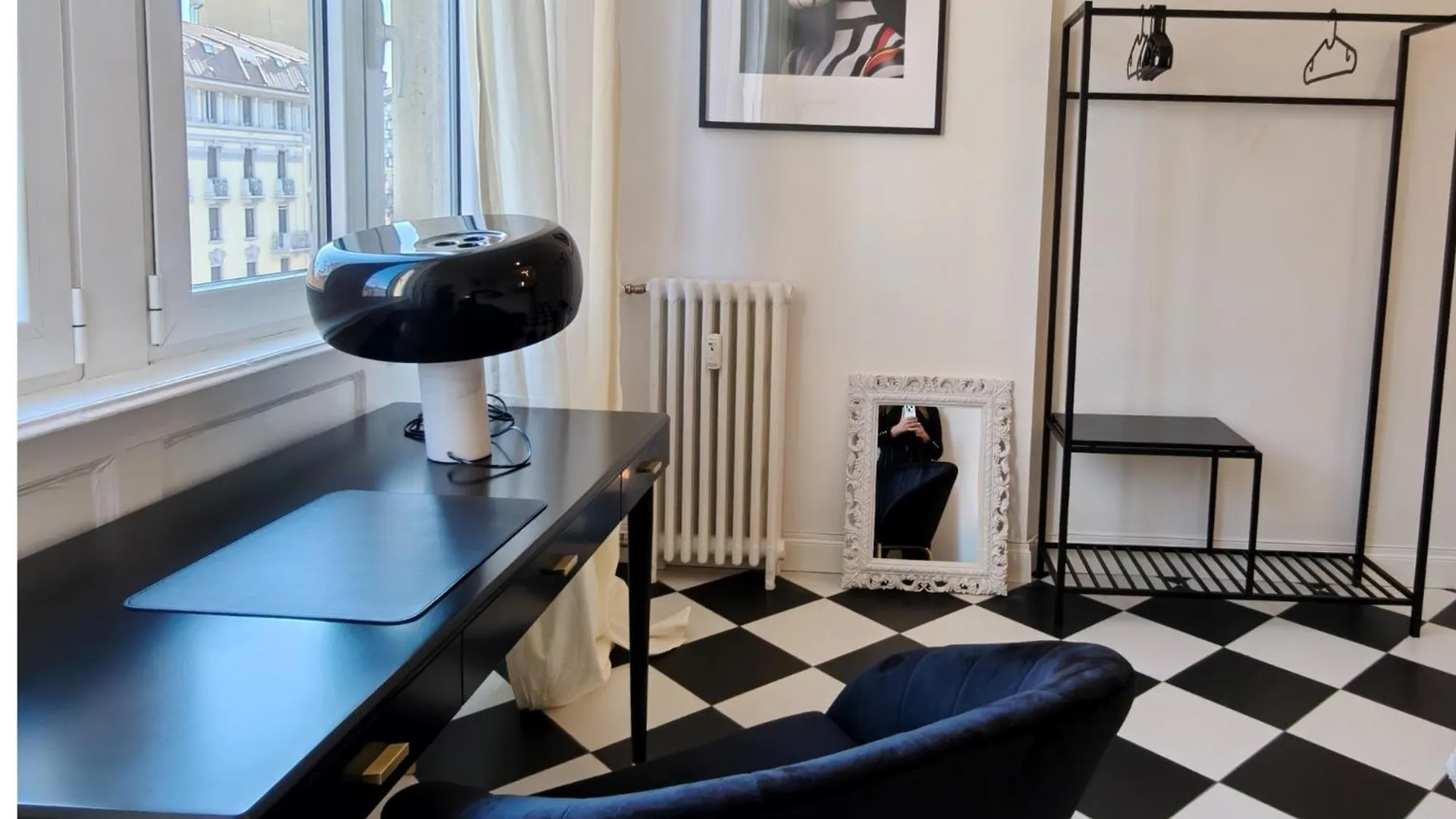 Black And White Apartment In Milan Downtown With Ac, Wifi And Subway M1 M2 Airoport Connected, Central Station 0*,